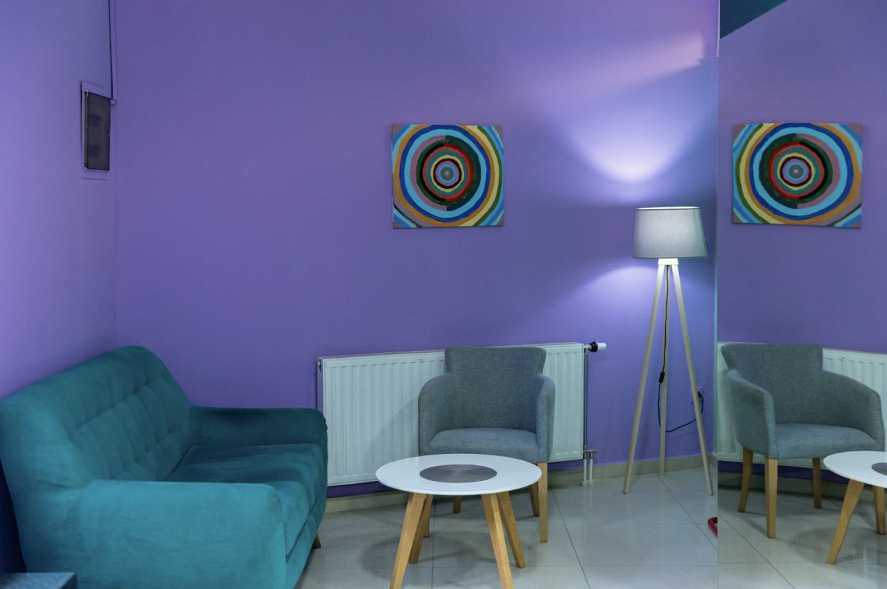 Living Room — Aktash, view 1
