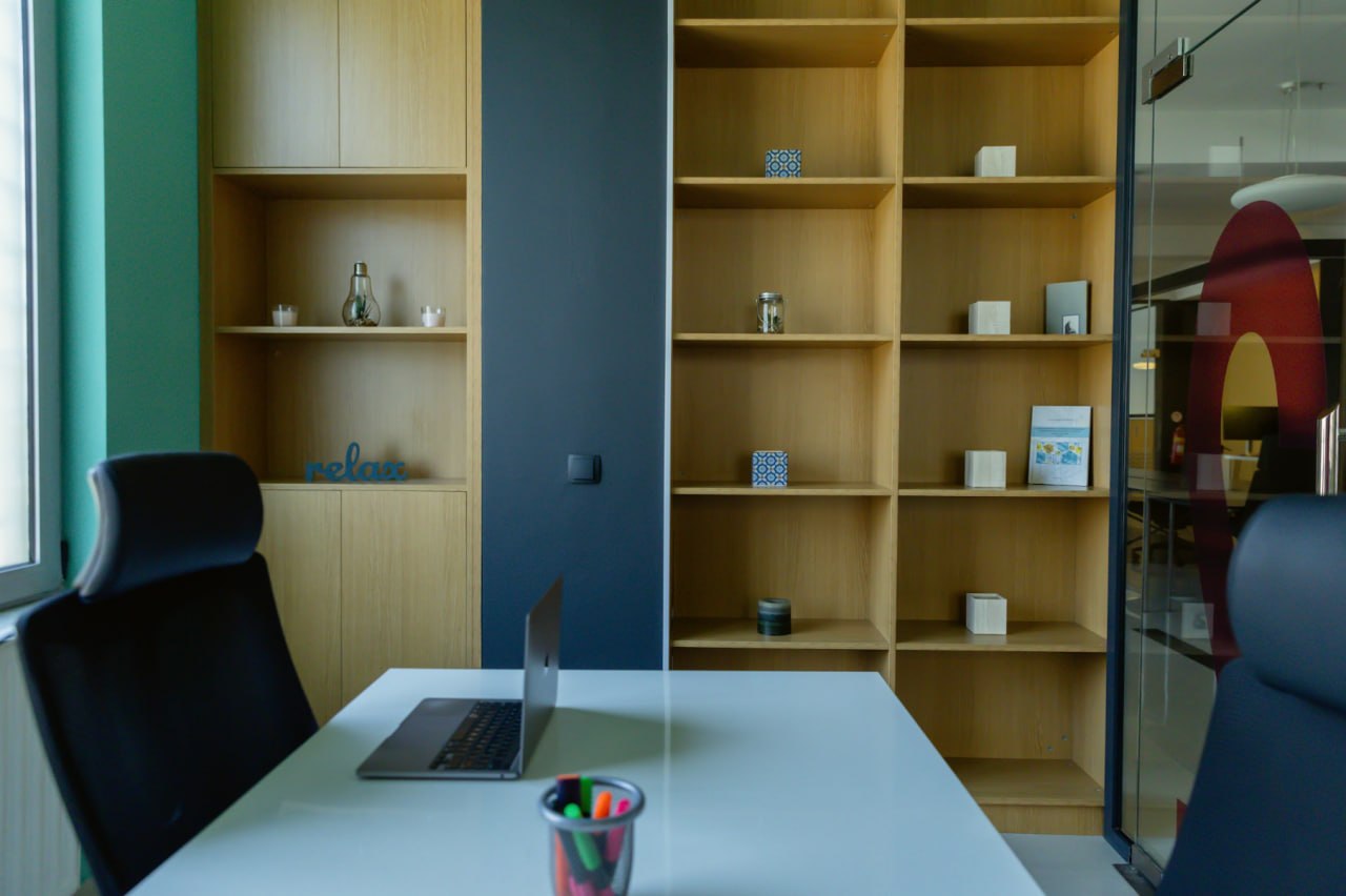 Private Office — Aktash, view 2